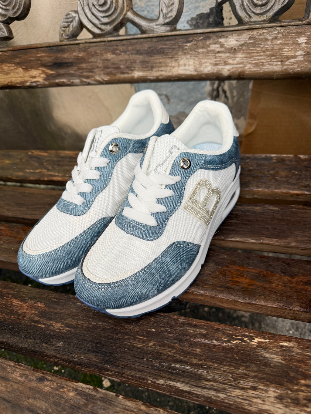 Sneakers Laura Biagiotti 9609