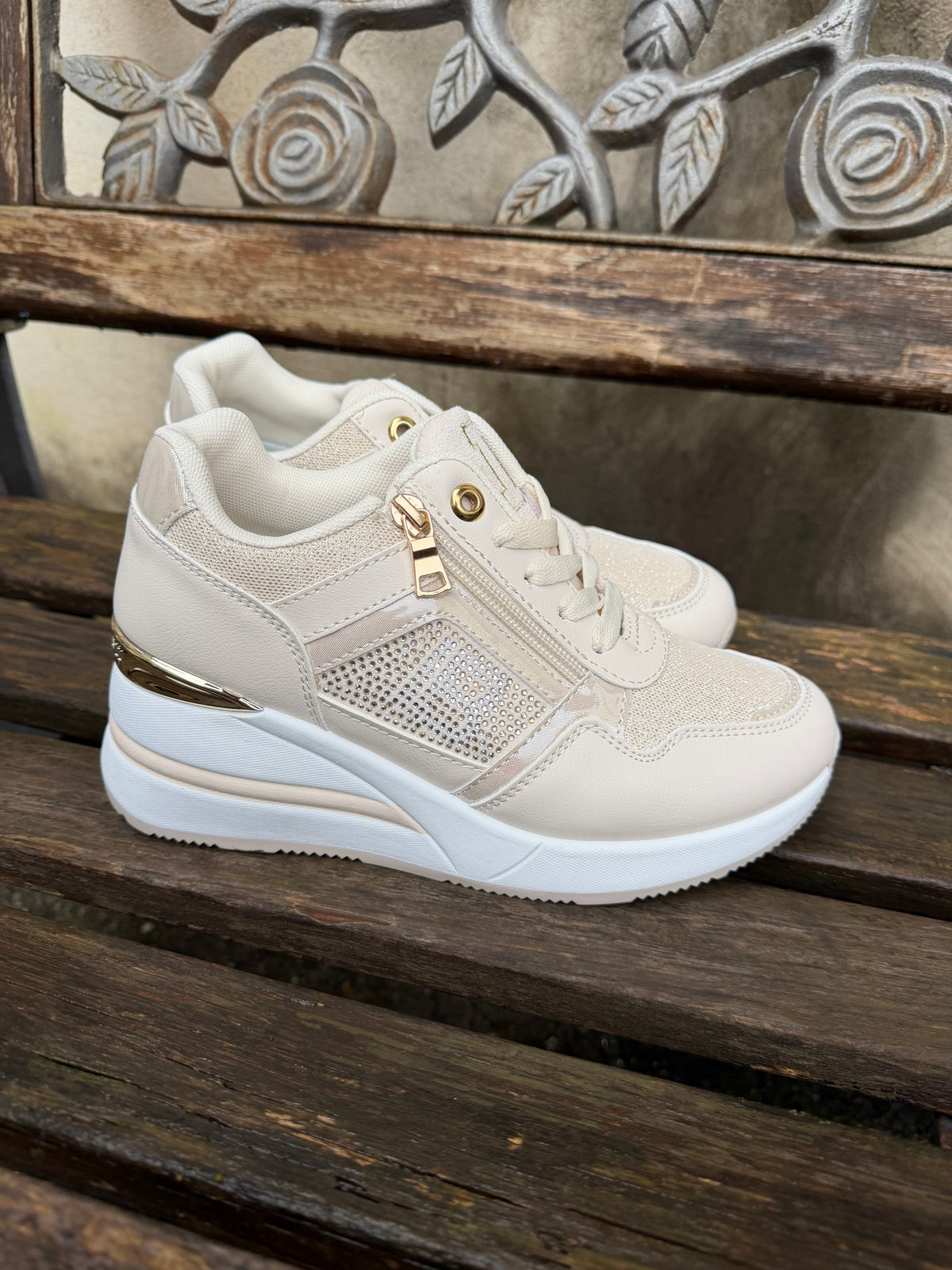 Sneakers Laura Biagiotti 9655
