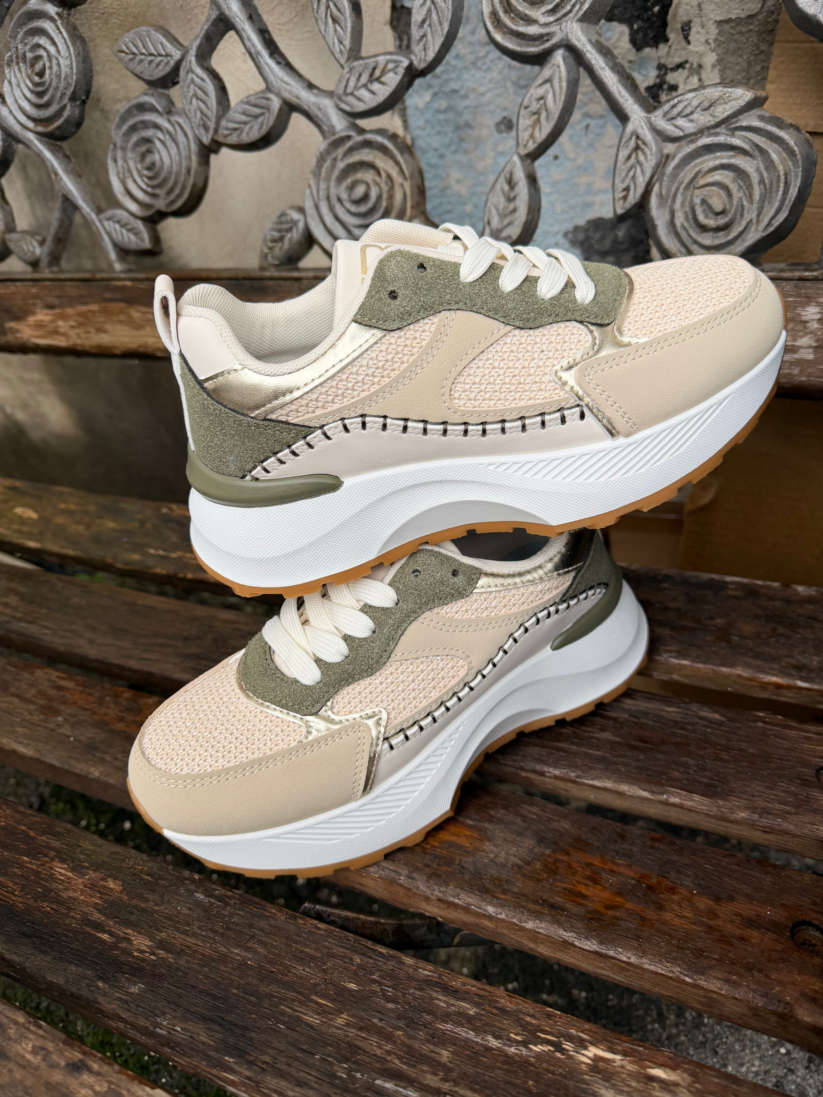 Sneakers Laura Biagiotti 9645