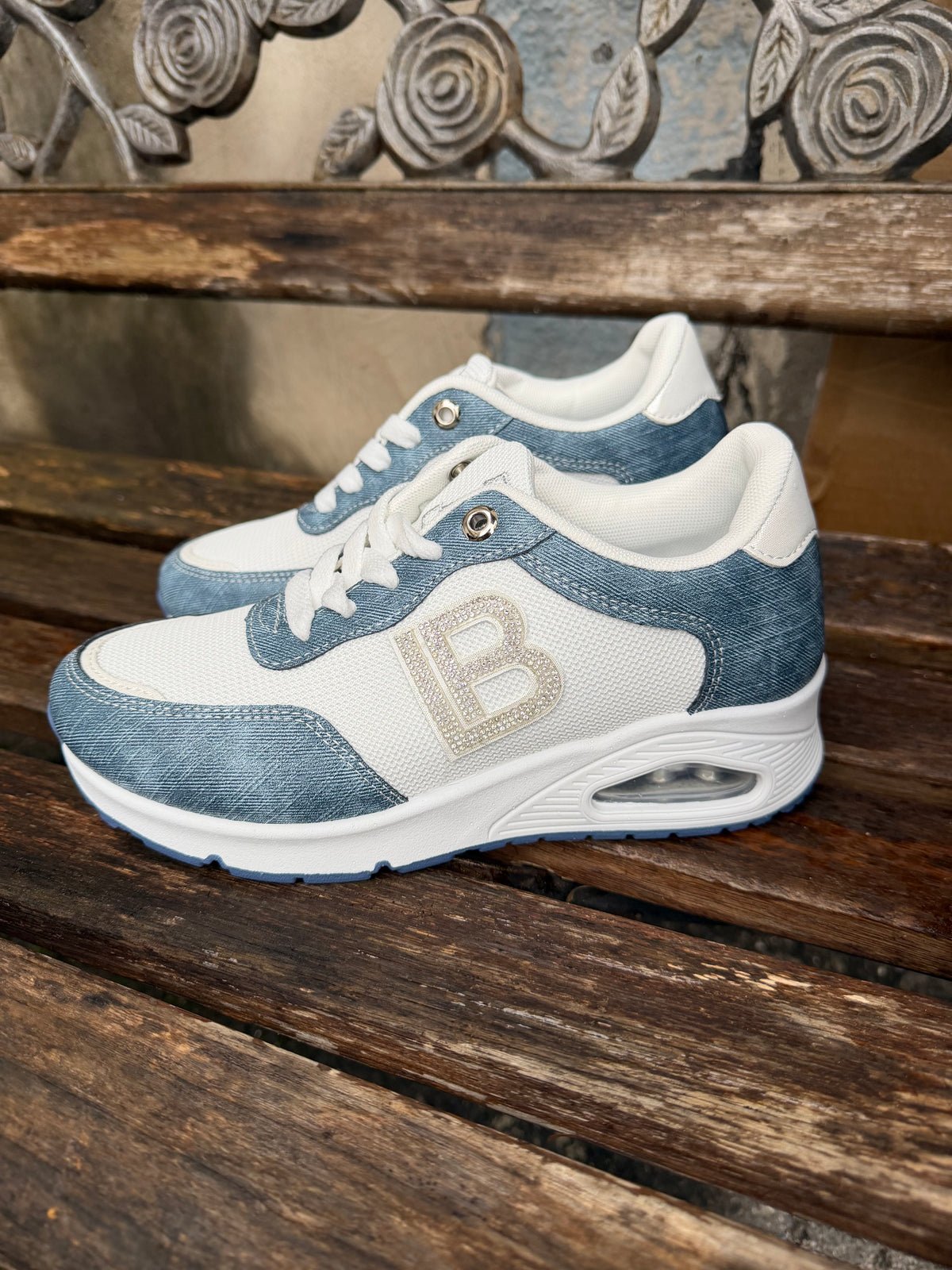 Sneakers Laura Biagiotti 9609