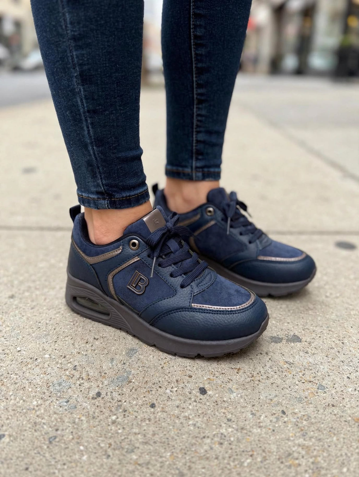 Sneakers Laura Biagiotti 9808