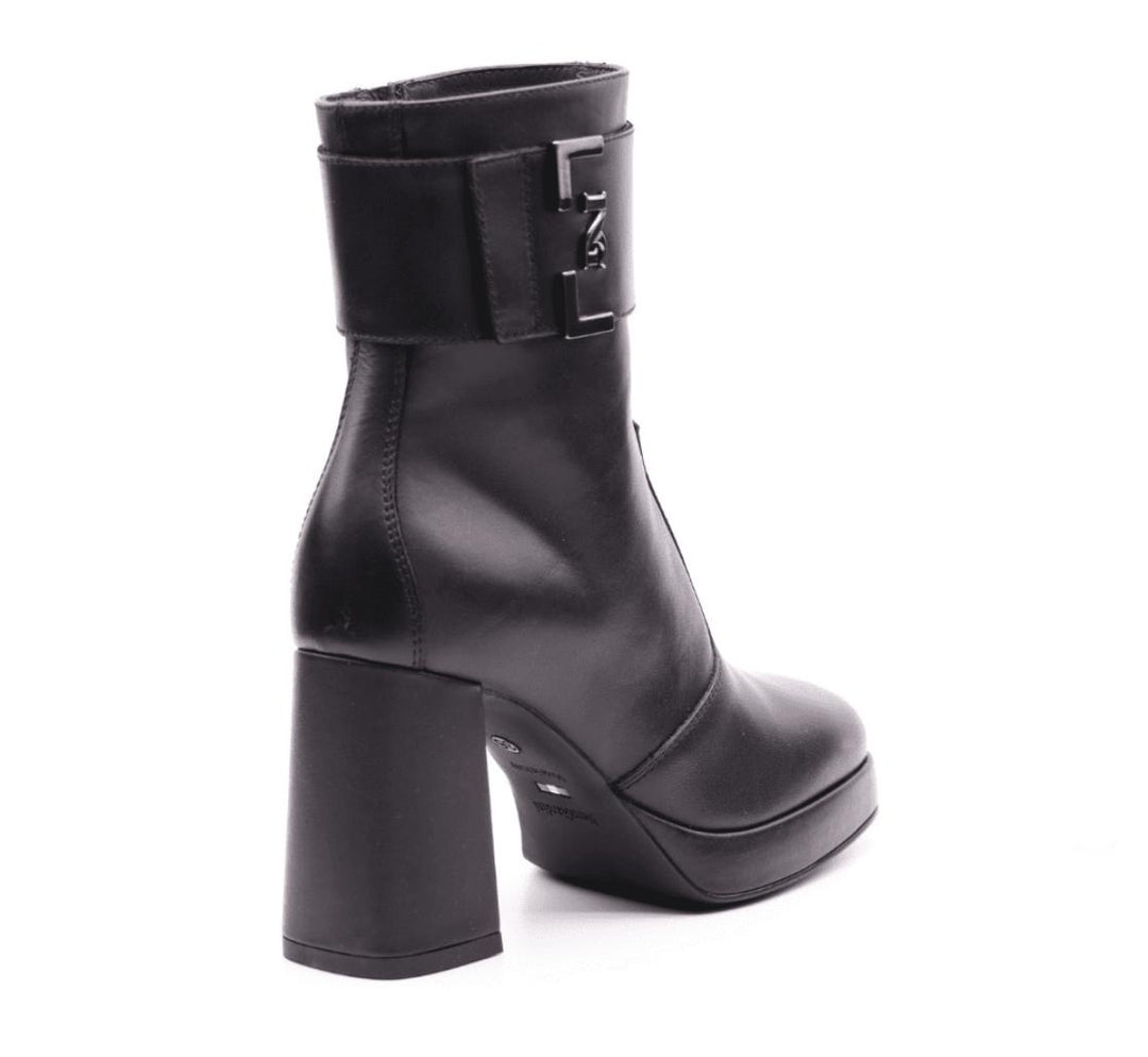 Stivaletto Nero Giardini I308220D