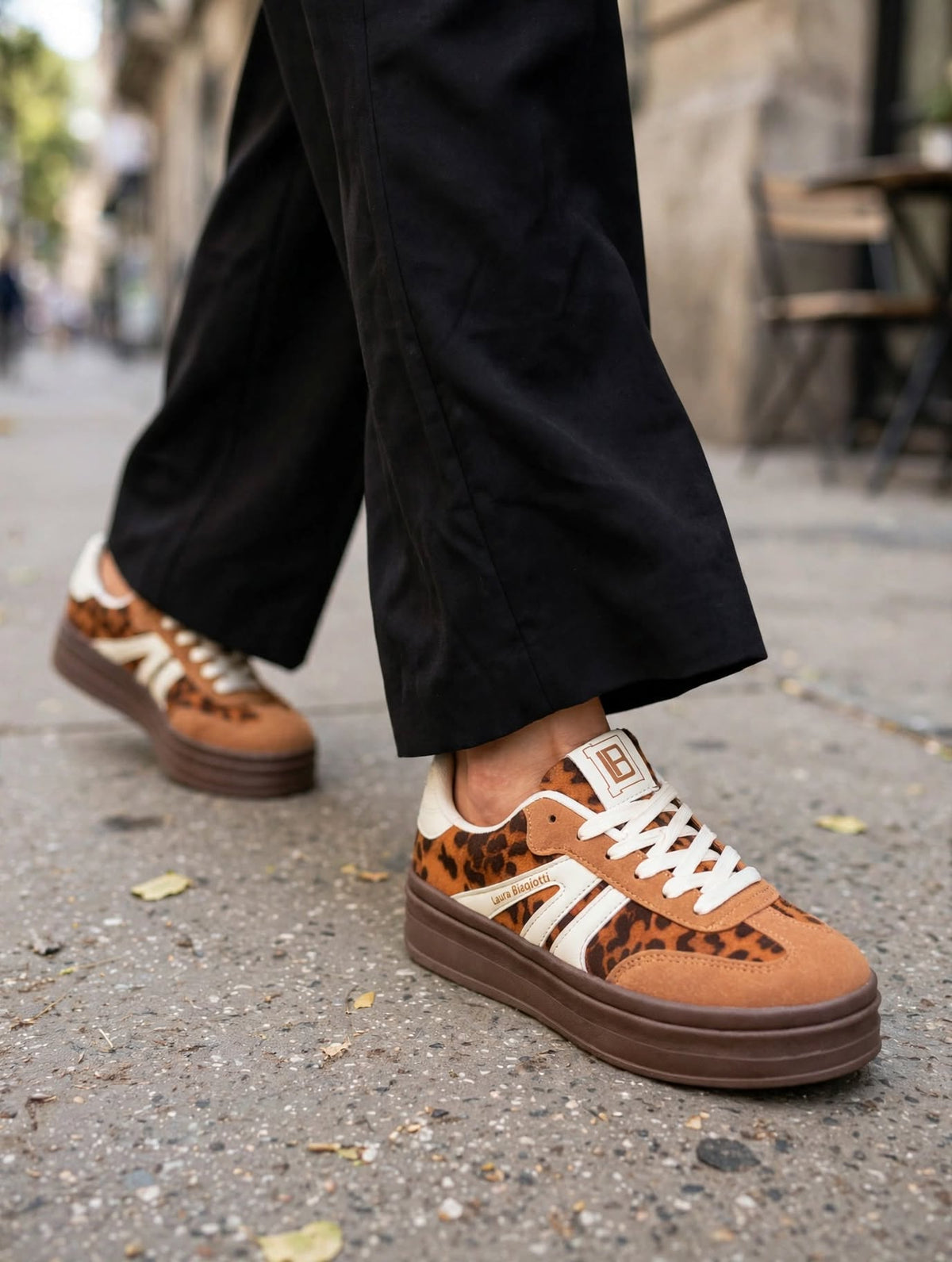 Sneakers Laura Biagiotti 9805