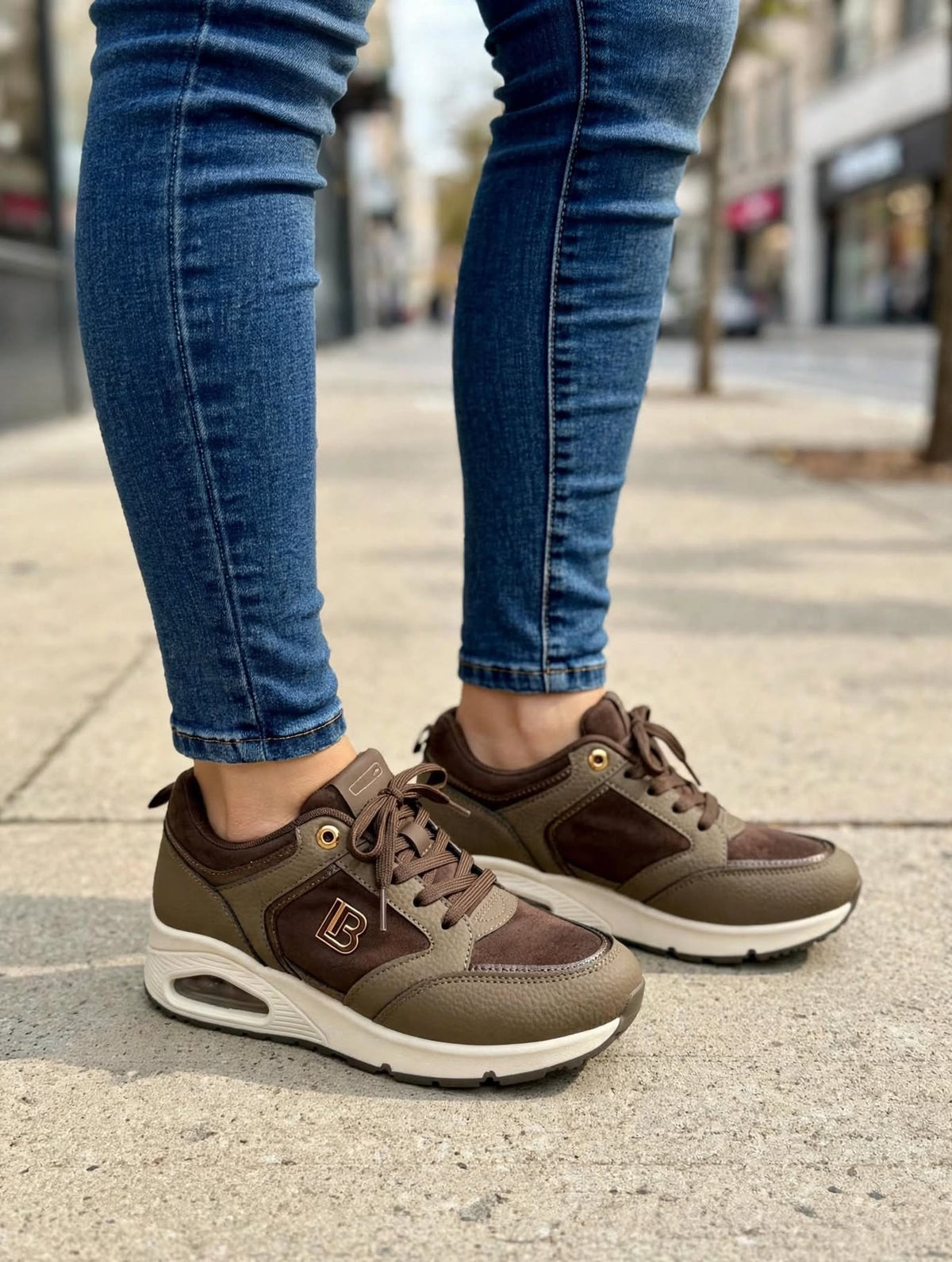 Sneakers Laura Biagiotti 9808
