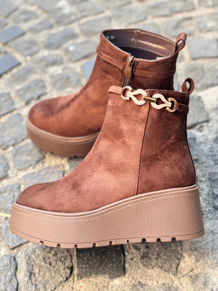 Stivaletto zeppa 2306