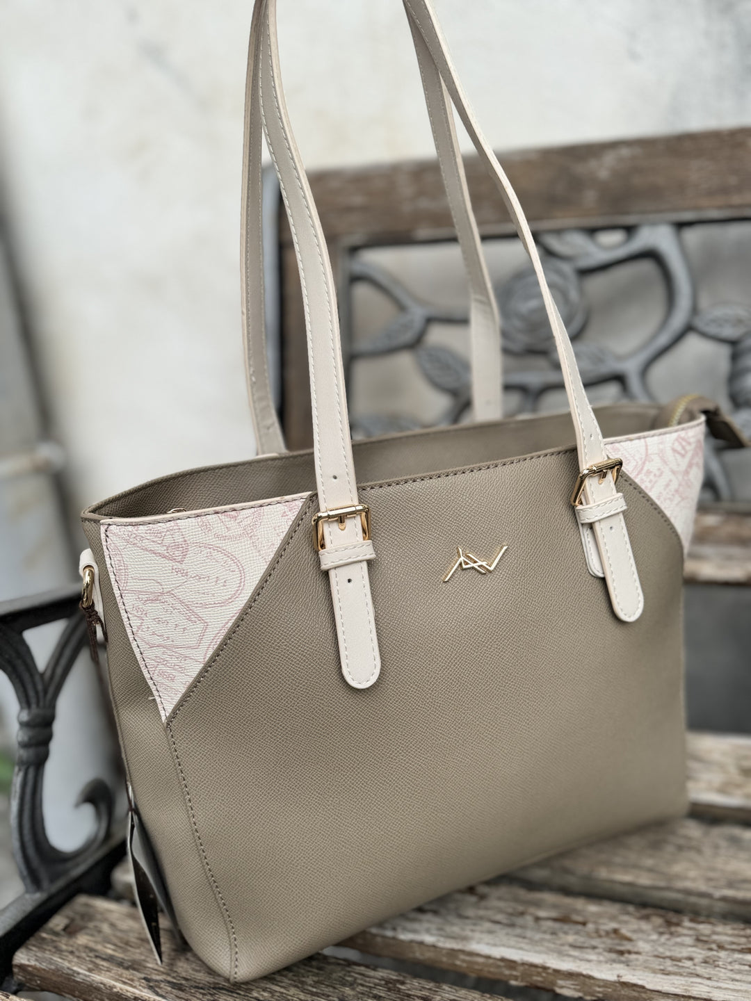 Borsa 4801-01 shopper ALV by Alviero Martini