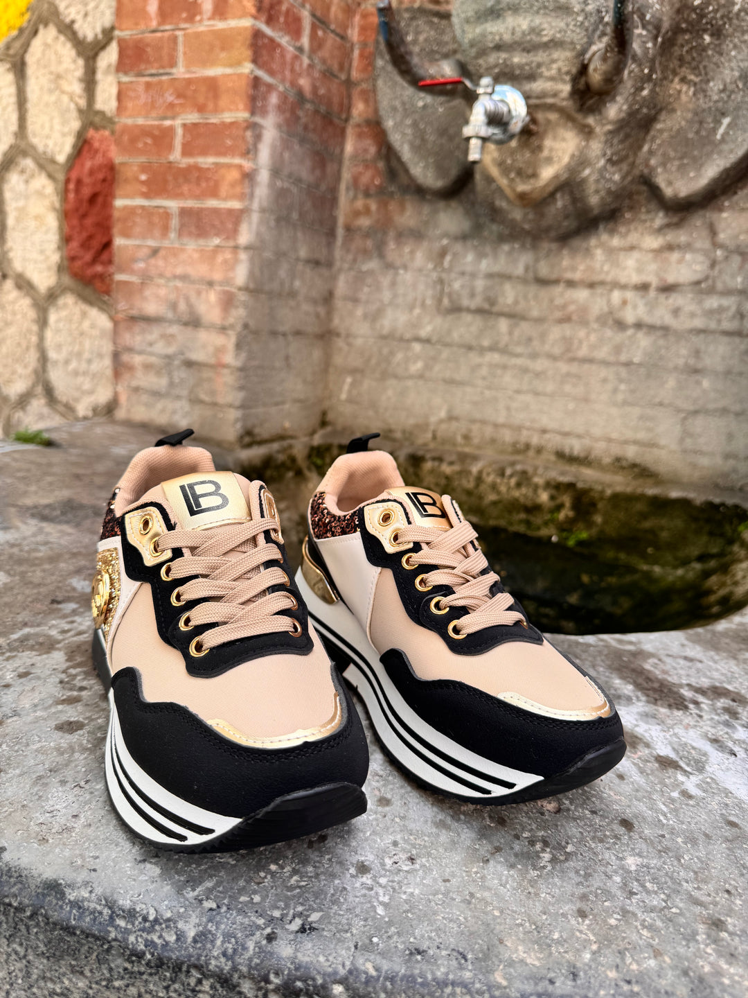 Sneakers Laura Biagiotti 9248