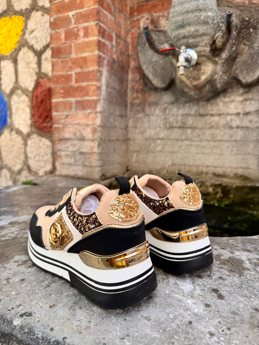 Sneakers Laura Biagiotti 9248