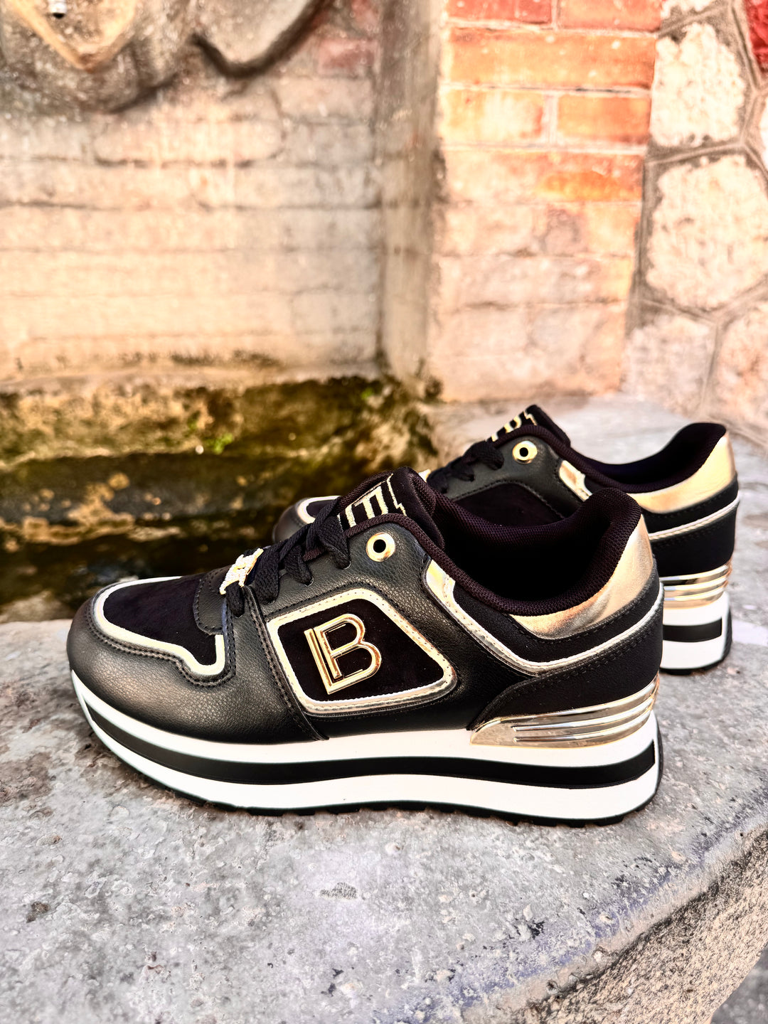 Sneakers Laura Biagiotti 9242