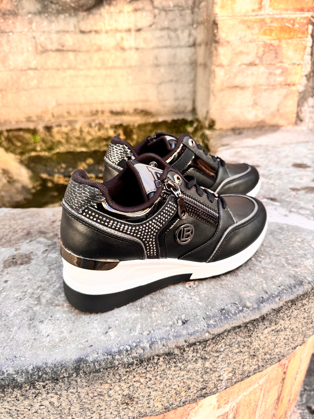 Sneakers Laura Biagiotti 9250