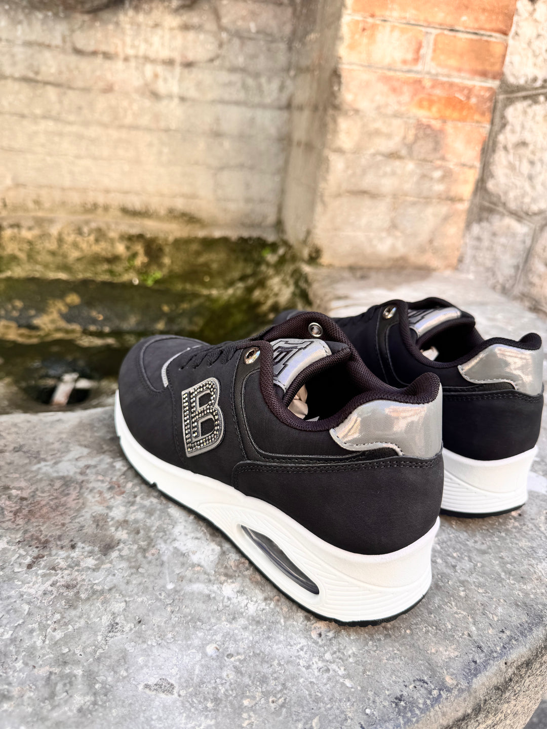 Sneakers Laura Biagiotti 9229