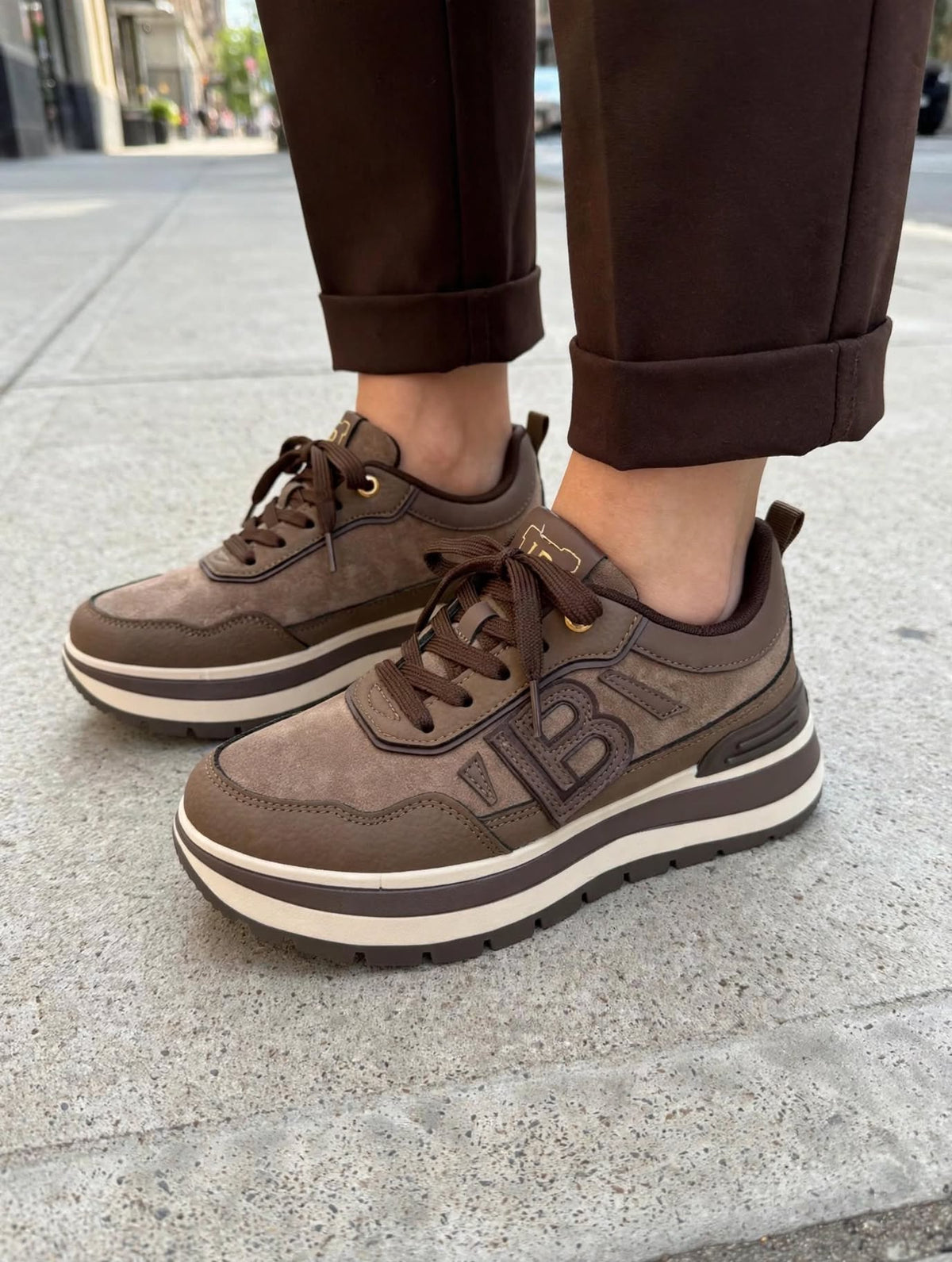 Sneakers Laura Biagiotti 9833