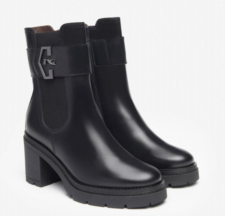 Anfibio con tacco Nero Giardini I309160D