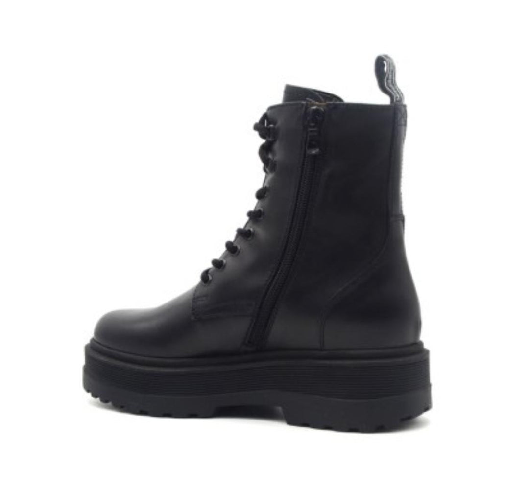 Anfibio Plattform Nero Giardini I014300D