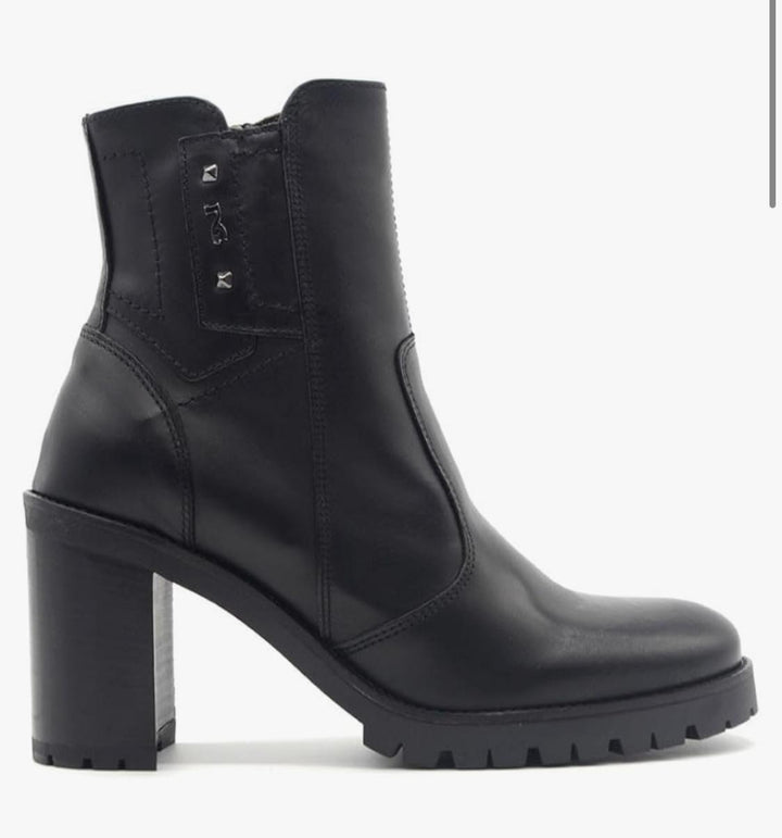 Tronchetto Nero Giardini I308981D