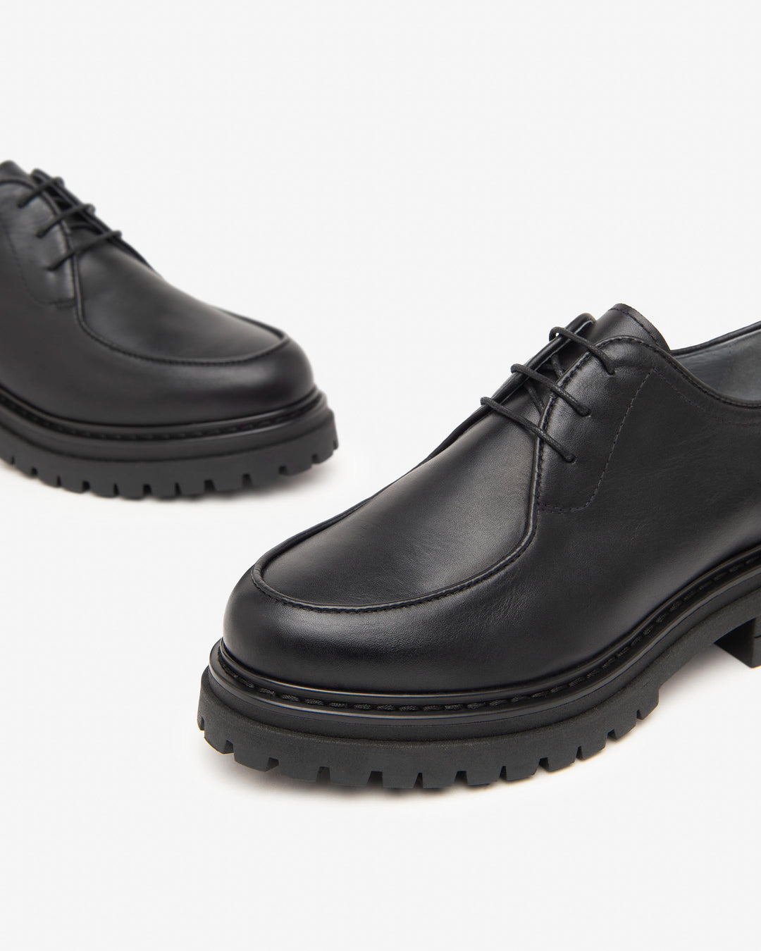 Scarpa inglese Nero Giardini I411411D